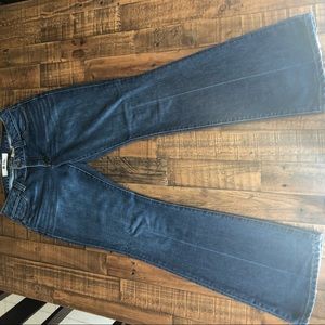 GAP Curvy Flared Jeans